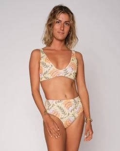 Brasilia Reversible Bikini Bottom - Roma -Seea Shop Brasilia Roma Multicolor Lavender Floral Pattern Reversible Bikini Swim Suit Sun Protection 23