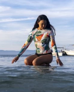 Doheny Rashguard - Brisa 11 Doheny Rashguard - Brisa -Seea Shop Doheny Brisa Multicolor Floral Pattern Rashguard Long Sleeve Sun Protection 2
