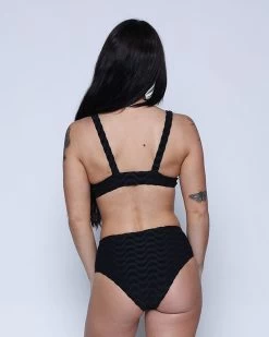 Brasilia Bikini Top - Lunata -Seea Shop SEEA Brasilia BikiniTop Lunata 4X5 3 1