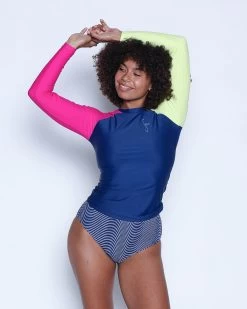Doheny Rashguard - Azalea 11 Doheny Rashguard - Azalea -Seea Shop SEEA Doheny Rashguard Azalea 4X5 12