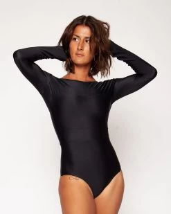 Hermosa One Piece - Black -Seea Shop SEEA Hermosa Surfsuit Black 4X5 1