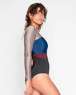 Hermosa One Piece - Shells 18 Hermosa One Piece - Shells -Seea Shop SEEA Hermosa Surfsuit Shells 4X5 10