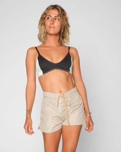 Lulu Shorts - Linden -Seea Shop SEEA Lulu Apparel Linden 4X5 1