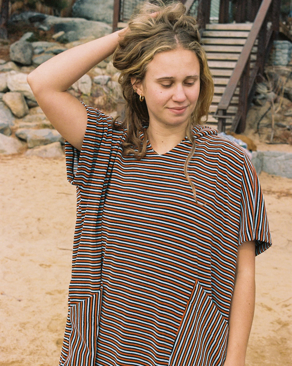 Luna Poncho - Miles 1 Luna Poncho - Miles