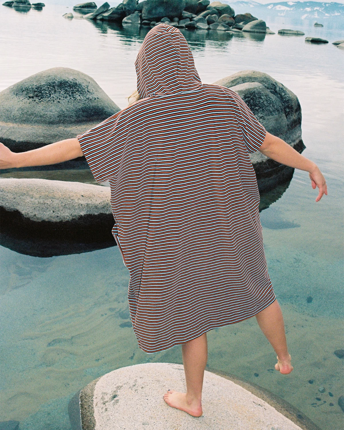 Luna Poncho - Miles 3 Luna Poncho - Miles - Image 3