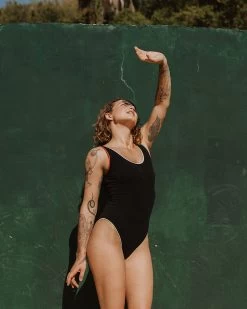 Maxine One Piece - Basilone