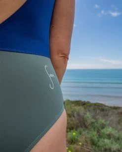 Pacific One Piece - Island (RC-Skin) -Seea Shop SEEA Pacific Onepiece Island 4X5 4