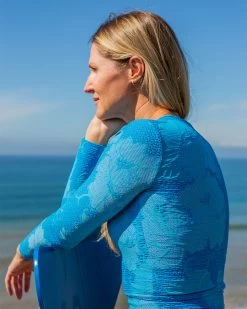 Palomar Crop Rashguard - Maldives -Seea Shop SEEA Palomar CropRashguard Maldive 4X5 3