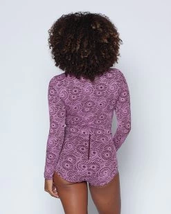 Palomar Crop Rashguard - Caracol -Seea Shop SEEA Palomar CropTopRashguard Caracol 4X5 11