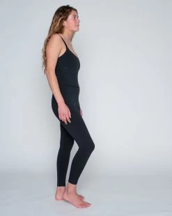 Penelope Bodysuit - Black (Recycled) -Seea Shop SEEA Penelope Surfsuit Black 4X5 3 fa52a47e 74d6 45f0 9941 6f7255dcadbc