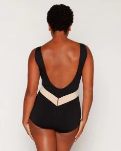 Saili One Piece - Black 8 Saili One Piece - Black -Seea Shop SEEA Saili Onepiece Black 4X5 3