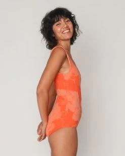 Tofino One Piece - Squeeze 10 Tofino One Piece - Squeeze -Seea Shop SEEA Tofino Onepiece Squeeze 4X5 6