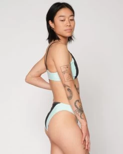 Vega Bikini Bottom - Black Ice -Seea Shop SEEA Vega Bikini BlackIce 4X5 3