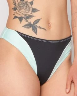 Vega Bikini Bottom - Black Ice -Seea Shop SEEA Vega Bikini BlackIce 4X5 4