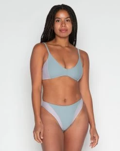 Vega Bikini Top - Sage -Seea Shop SEEA Vega Bikini Sage 4X5 7 99740f39 12e1 40f3 91bb e7128de78a34