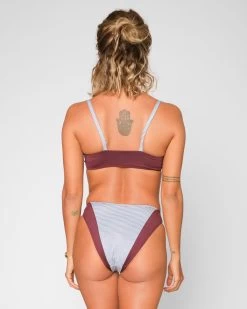 Vega Bikini Top - Sailor Stripe -Seea Shop SEEA Vega Bikini Sailorstripe 4X5 6 7f7515b7 0e15 4286 8187 9270c5d28e08