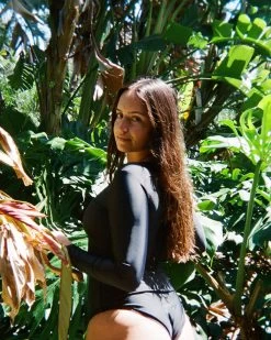 Hermosa One Piece - Black -Seea Shop SP23 Hawaii MadisonPool 10